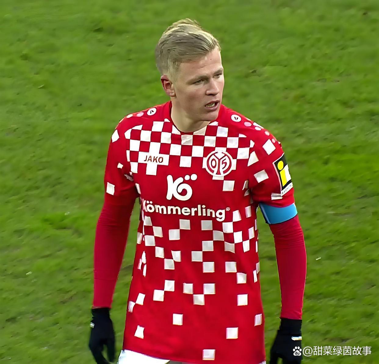 米兰体育app下载-国际比赛日西甲焦点战，门兴格拉德巴赫再遭质疑，赛场秩序良好，团队化学反应显著(让德甲升班马8场不败)